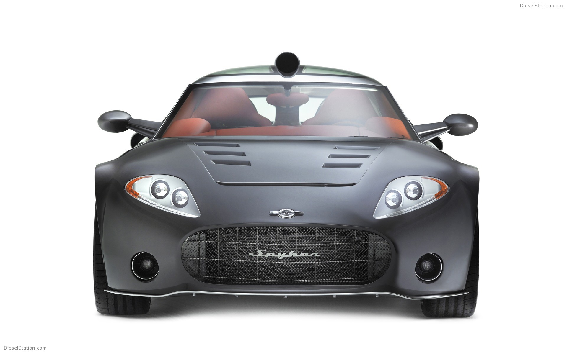 Spyker C8 Aileron